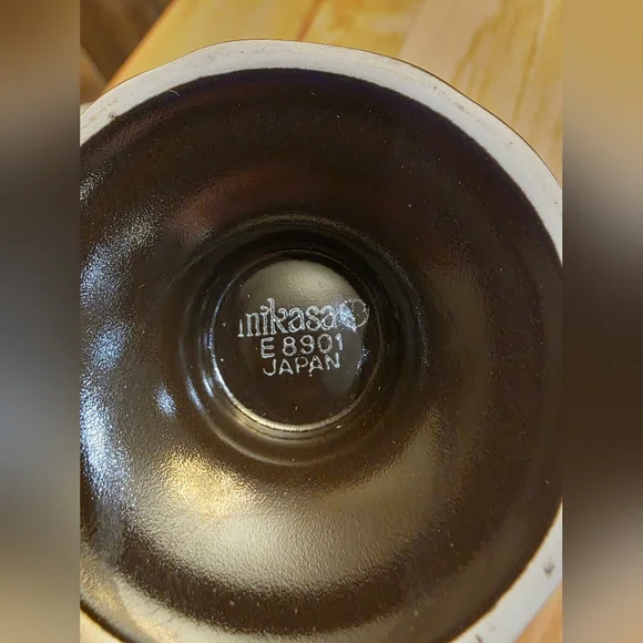 Mikasa Italian Terrace Covered Casserole Dish & Creamer - Picture 4 of 5